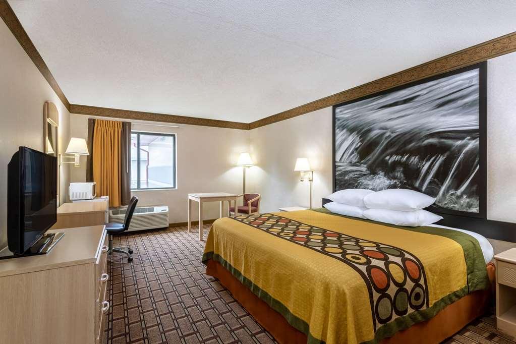 Super 8 By Wyndham Marysville/Port Huron Area Bagian luar foto