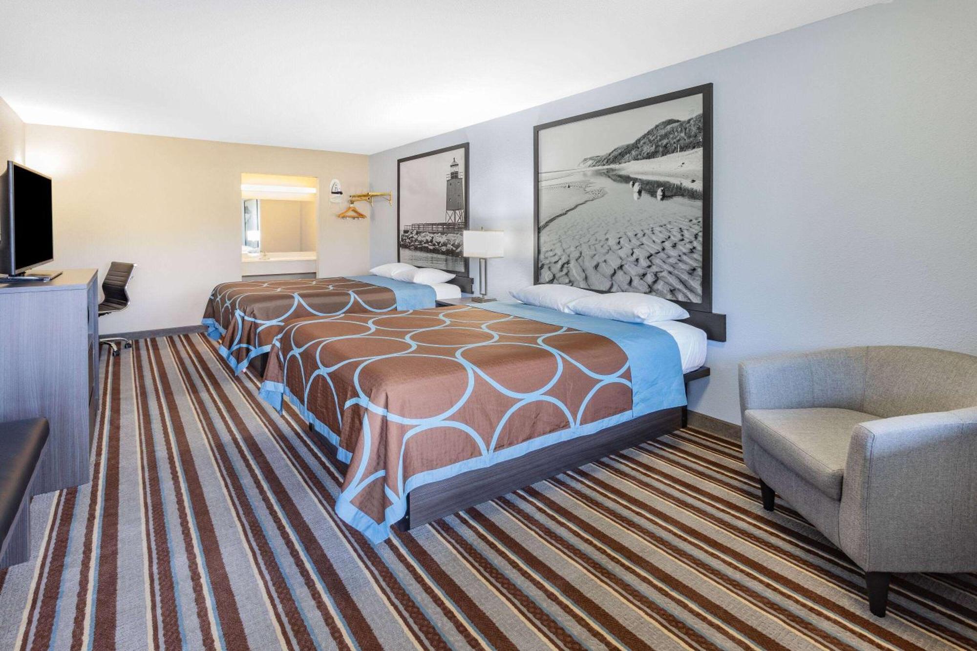 Super 8 By Wyndham Marysville/Port Huron Area Bagian luar foto