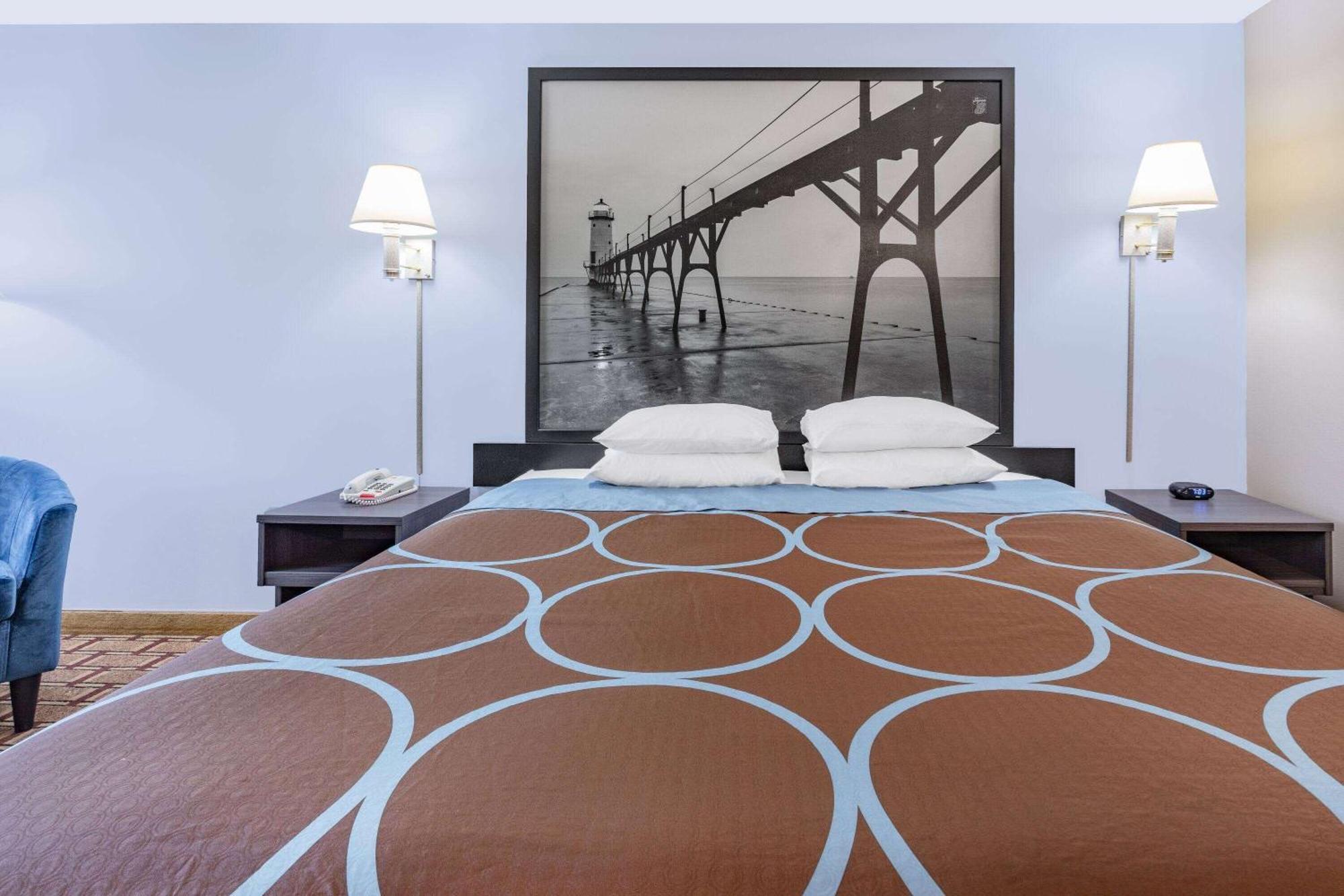 Super 8 By Wyndham Marysville/Port Huron Area Bagian luar foto